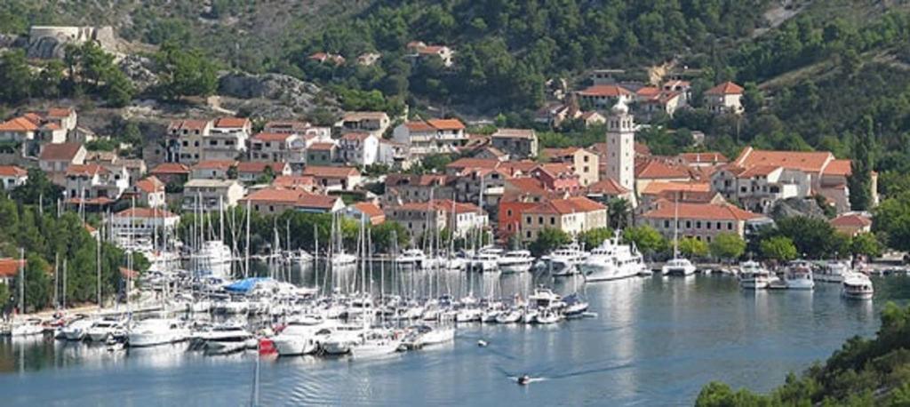 Apartments Pulic Skradin Eksteriør billede